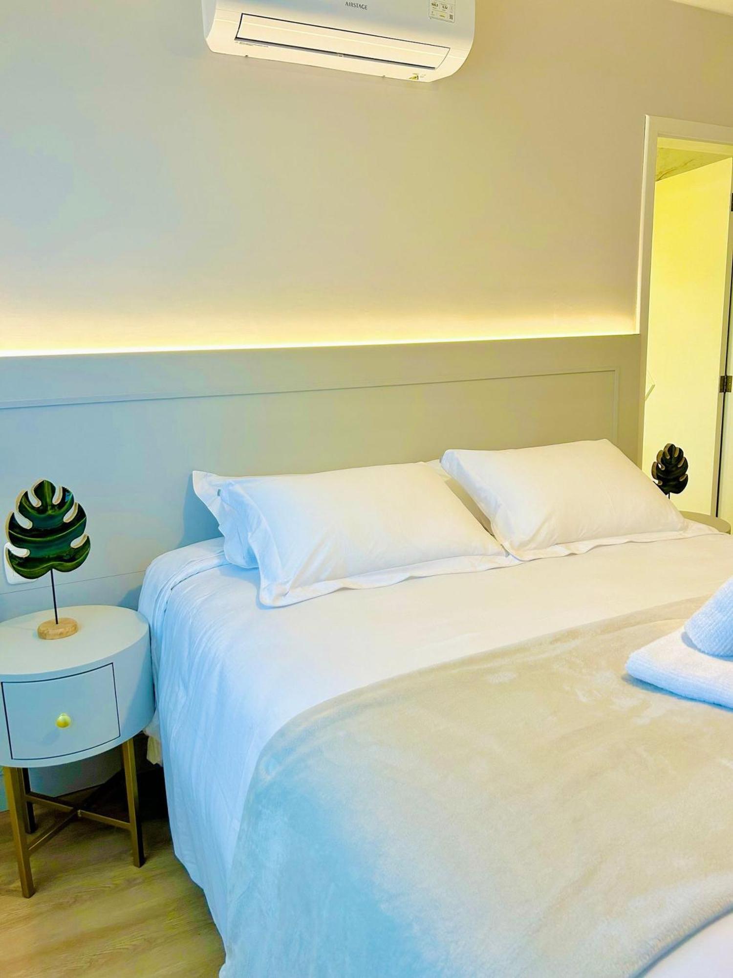 Alto Padrao Lindo No Centro 200Mt Da Rua Coberta Apartment Gramado Bagian luar foto