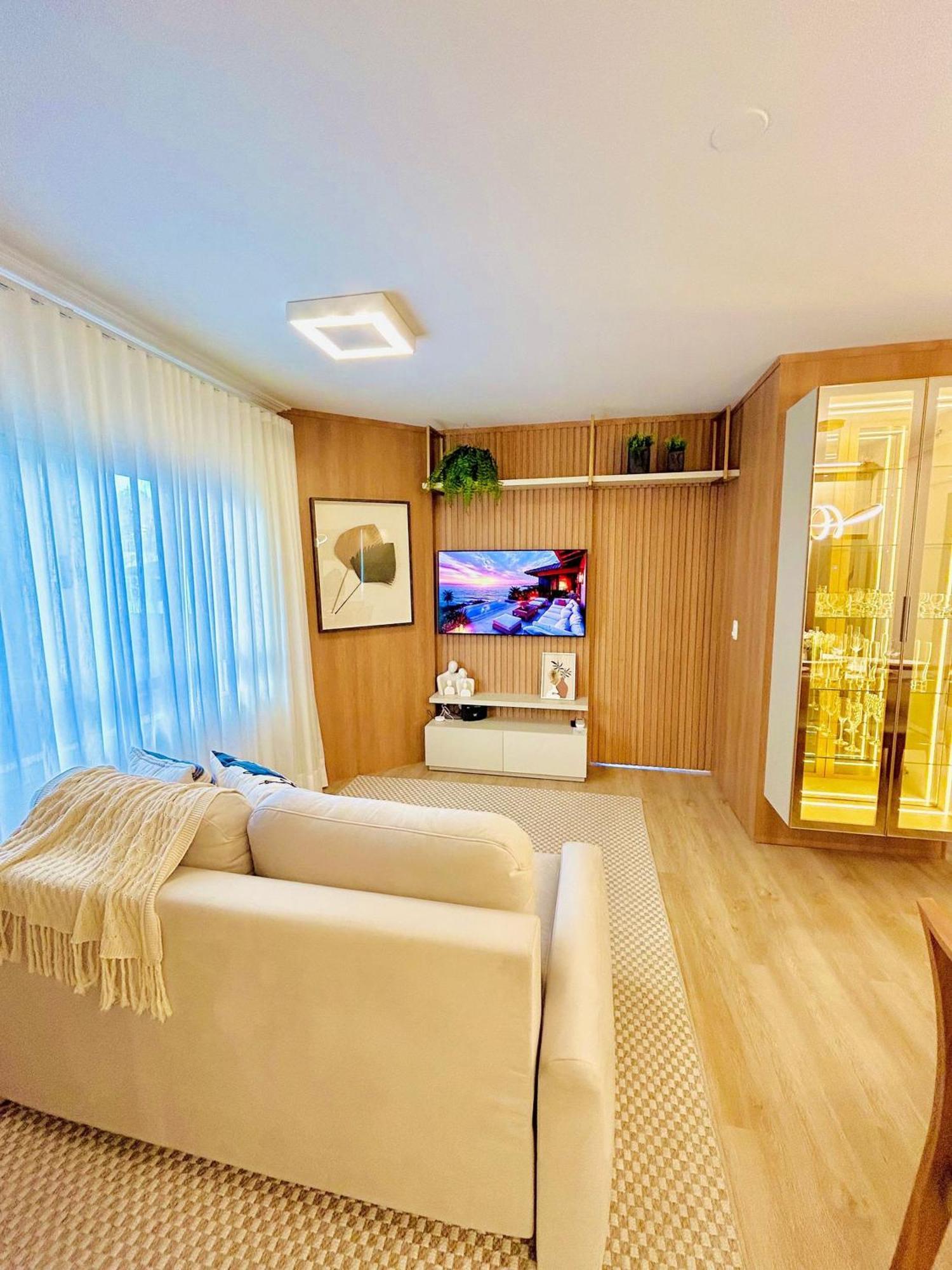 Alto Padrao Lindo No Centro 200Mt Da Rua Coberta Apartment Gramado Bagian luar foto